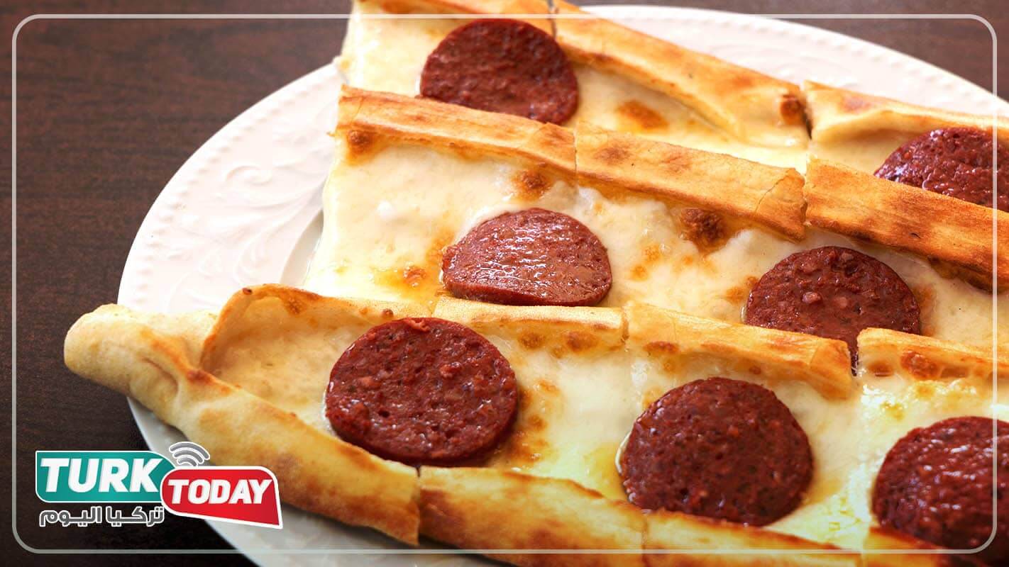 البيدا أو البيتزا التركية - Pide