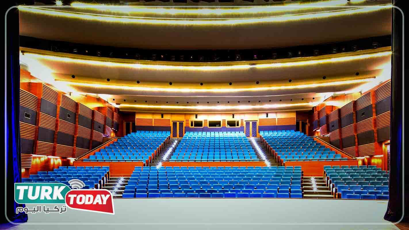 مسرح مول اوف إسطنبول: فن وثقافة