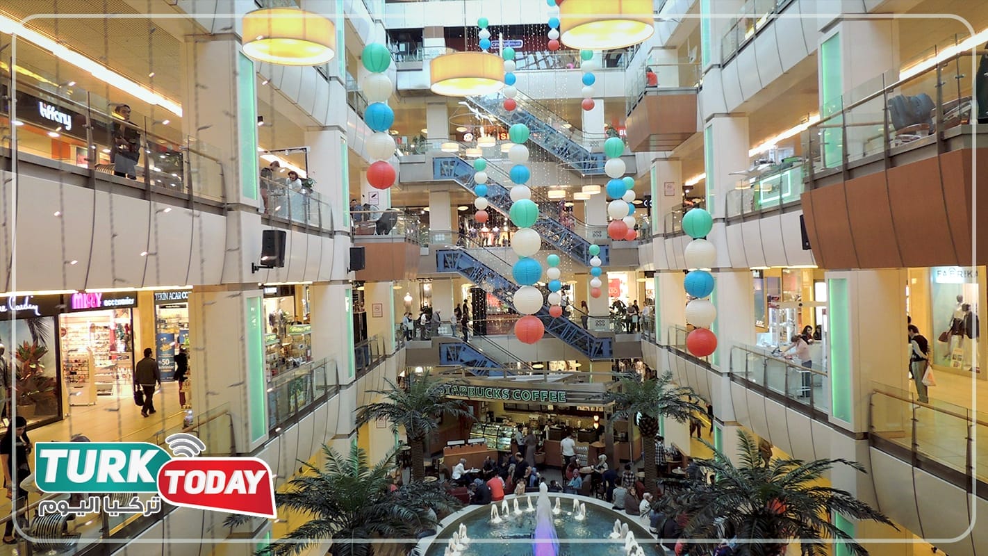 عالم من الخيارات في متاجر هستوريا مول