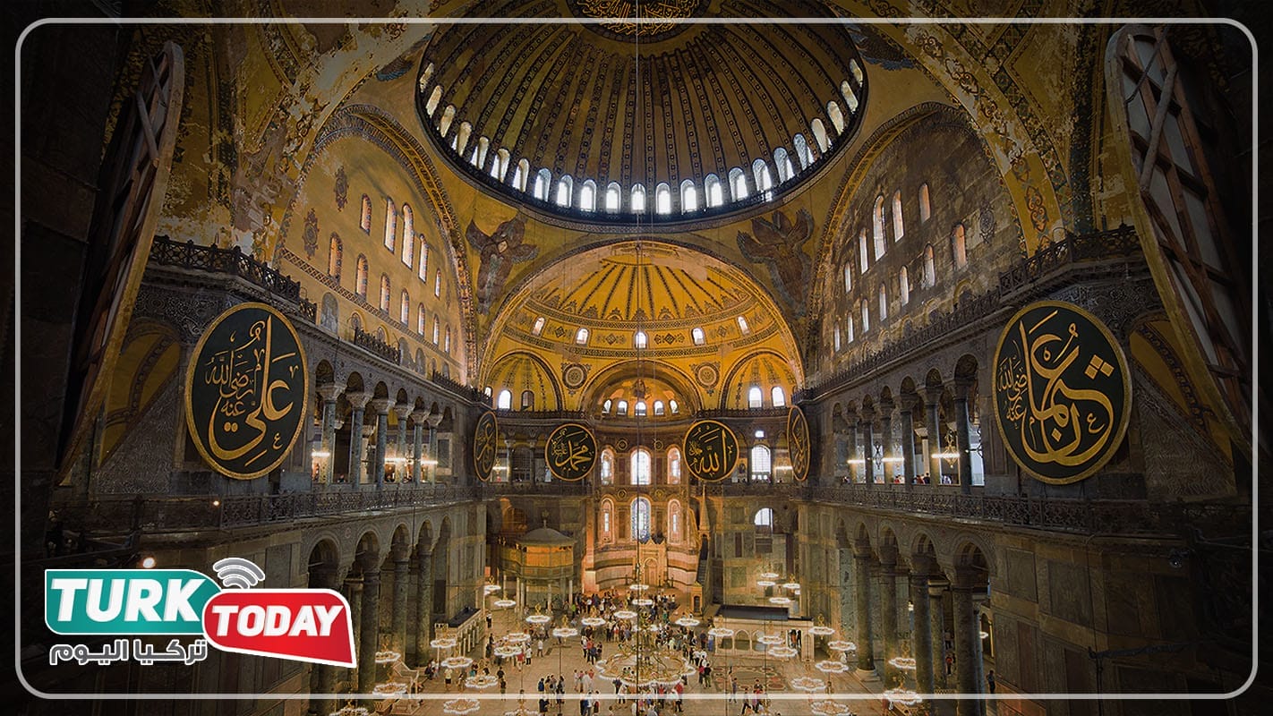 التصميم الداخلي لمسجد ايا صوفيا